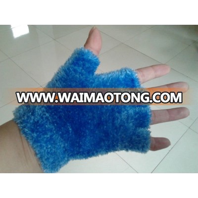 feather yarn gloves